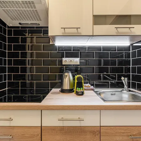 Spark Climb Apartment